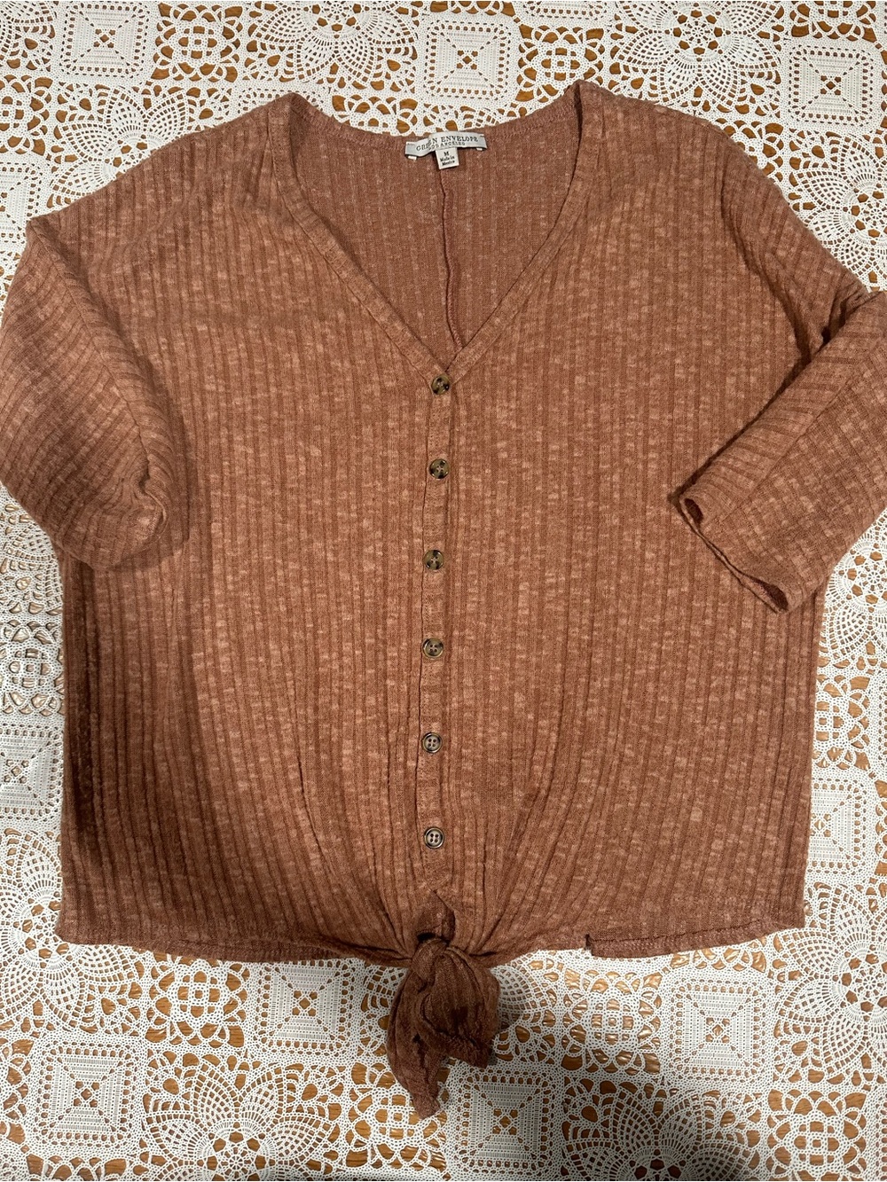 Green Envelope Los Angeles Ribbed Tie Front Henley Top Rust Brown Medium